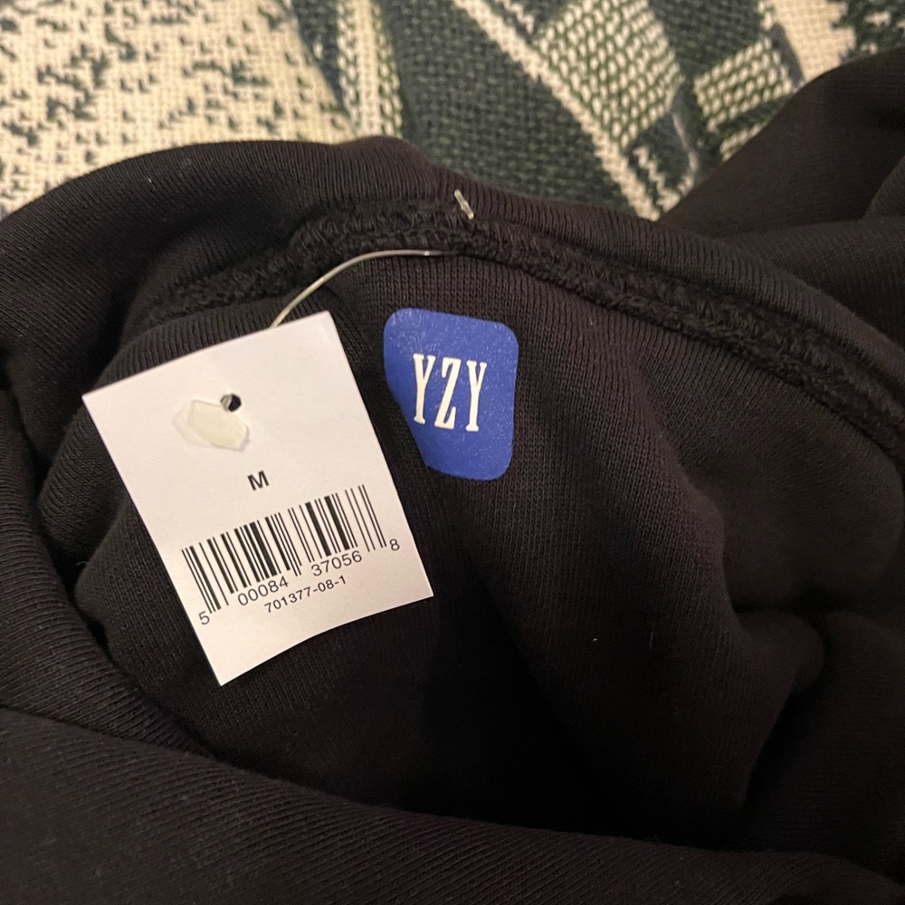 NWT medium Yeezy Gap black sweatshirt